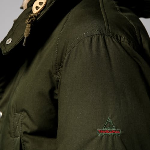 laydown image of Short Hunter