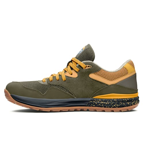 laydown image of Trailhead Sneaker