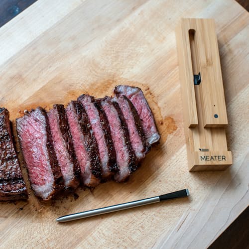 laydown image of Wireless Meat Thermometer