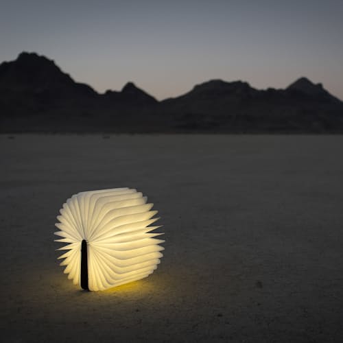 laydown image of Mini Lumio +