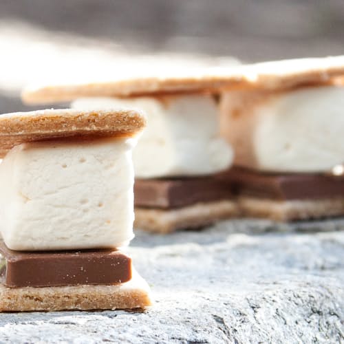 laydown image of Classic S'mores Kit