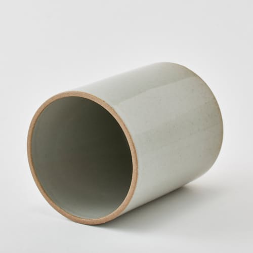 laydown image of Tumbler
