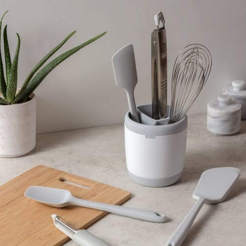 laydown image of 7-Piece Ultimate Tool Set