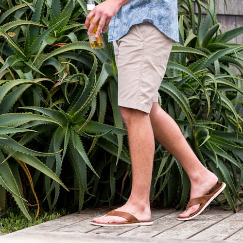laydown image of Nalukai Sandal