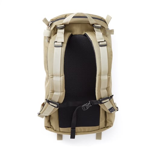 laydown image of 1000D Urban Assault - 21L - Huckberry Exclusive