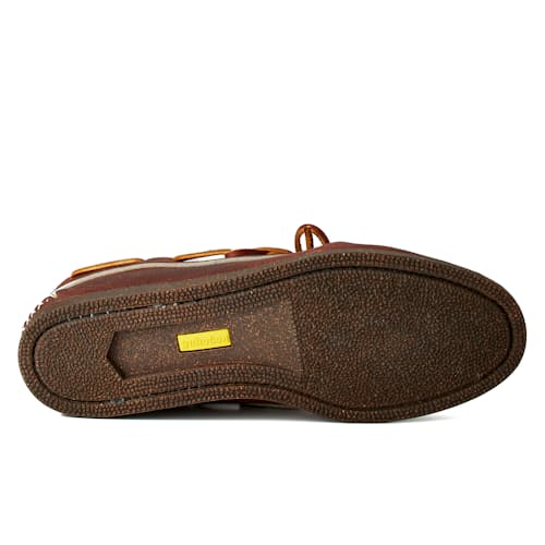 laydown image of Canoe Moc