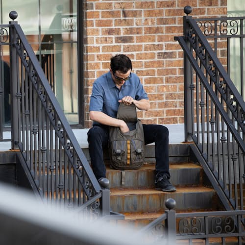laydown image of Rip Ruck 24L