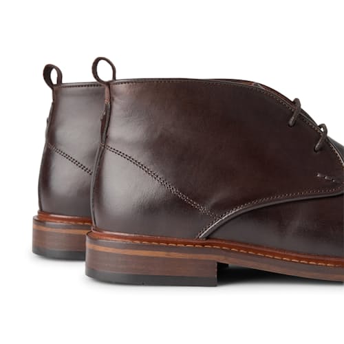 laydown image of Dalton Leather Chukka