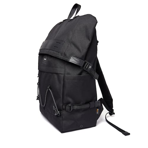 laydown image of Christoffer - 27L Rolltop