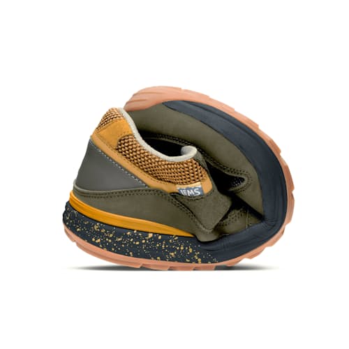 laydown image of Trailhead Sneaker