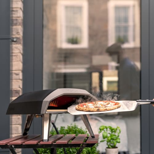 lifestyle image of Ooni Koda 12 Pizza Oven