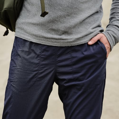 laydown image of Stretch Windpant