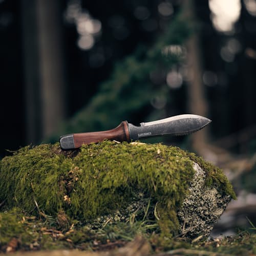 lifestyle image of The Hori Hori Ultimate Tool