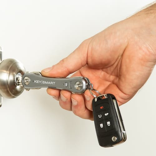 laydown image of KeySmart Pro w/ Tile Smart Location
