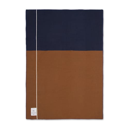 laydown image of Army Blanket