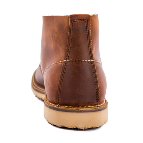 laydown image of Weekender Chukka Boot