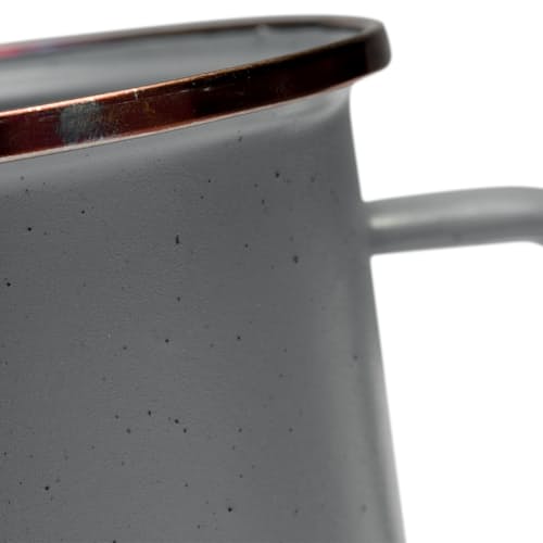 laydown image of Enamel Cup Set