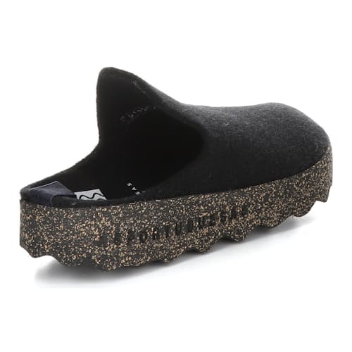 laydown image of Come Tweed