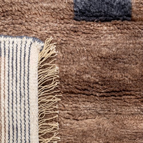 laydown image of Joram - Large