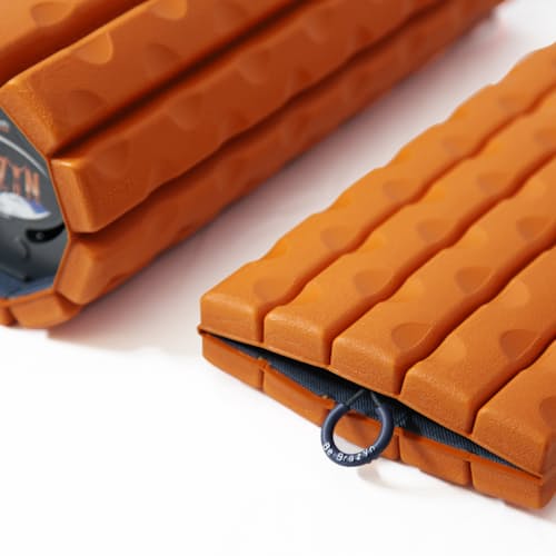laydown image of Morph Bravo - Collapsible Foam Roller